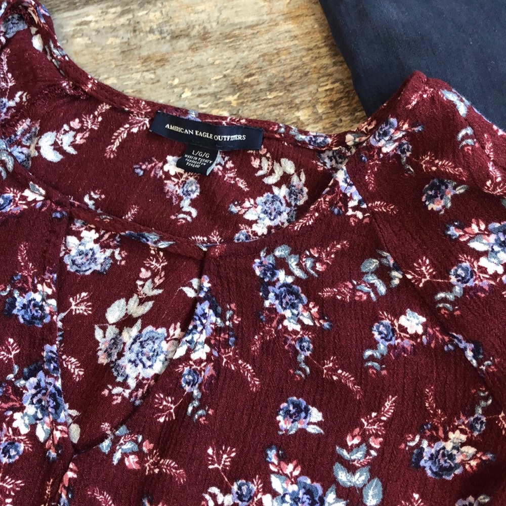 American Eagle Ruffled Top - Picture 3 of 6